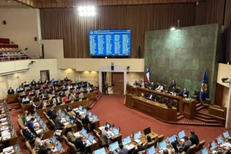 Controversia en la Cámara de Diputados: rechazo a moción de censura
