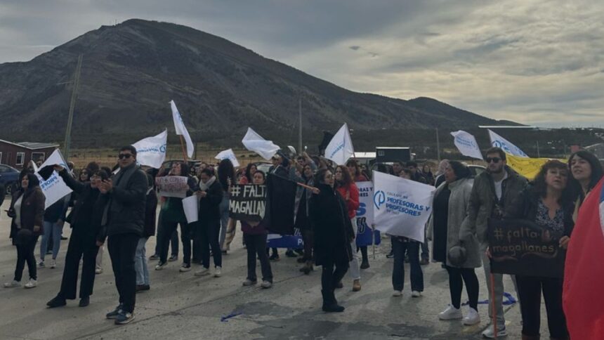 Paro de profesores en Magallanes por mejoras salariales y falta de respuesta