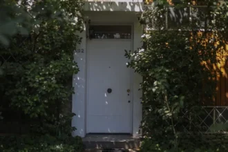 Polémica en la compra de casa de Salvador Allende despierta cuestionamientos políticos