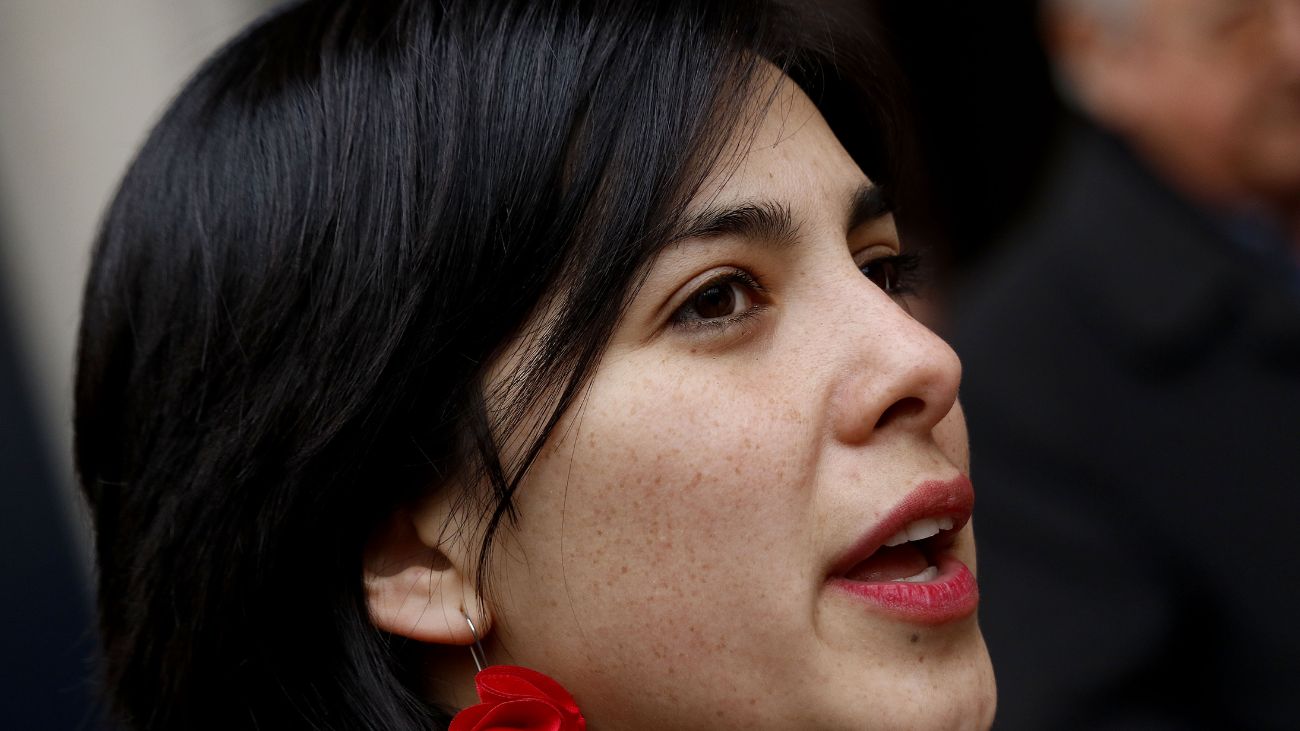 RN denuncia presiones a Fiscalía por caso Cariola: piden respeto a autonomía RN denuncia presiones a Fiscalía por caso Cariola: piden respeto a autonomía