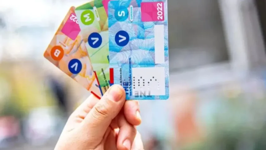 Irregularidades en entrega de pases escolares afectan a estudiantes y JUNAEB