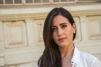 Denuncia contra alcaldesa y concejal por uso indebido de recinto municipal