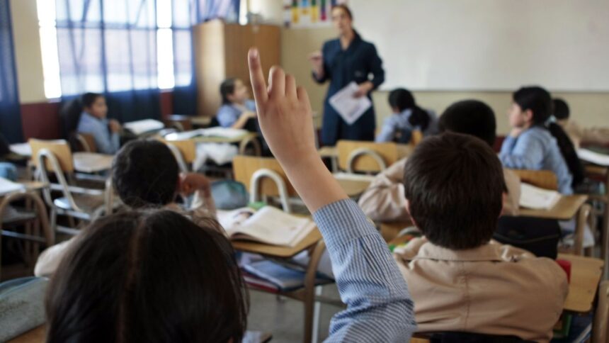 El Bono por Asistencia recompensa a familias vulnerables en Chile