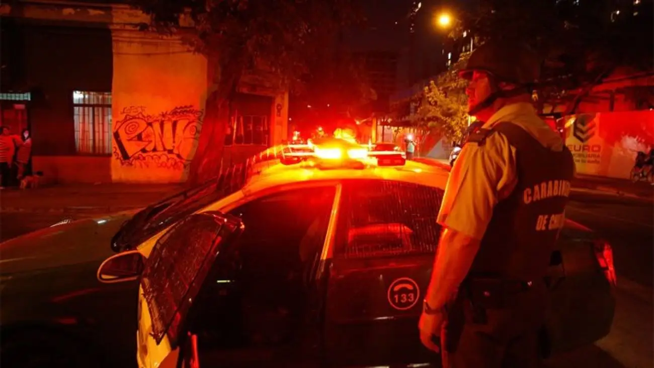Persecución policial en Quilicura tras violento robo a comercio Persecución policial en Quilicura tras violento robo a comercio