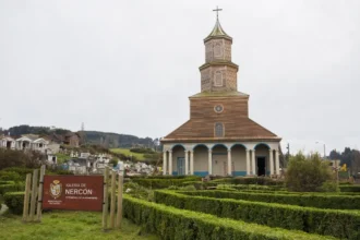 Indignación en Nercón por robo en iglesia condenada como Patrimonio