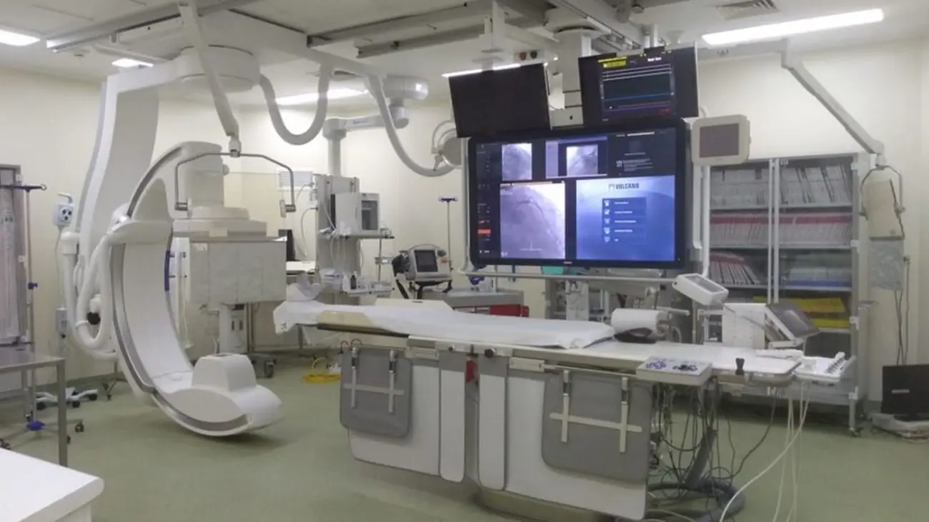 Adquisición de angiógrafo potenciará diagnóstico en Hospital Base San José Adquisición de angiógrafo potenciará diagnóstico en Hospital Base San José