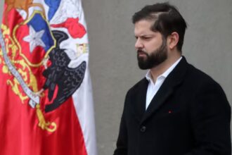 Presidente Boric destaca la importancia de cuidar instituciones en elecciones