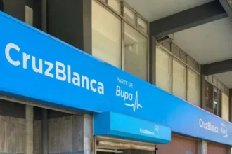 Diputadas denuncian a Isapre Cruz Blanca por reducir prestaciones médicas