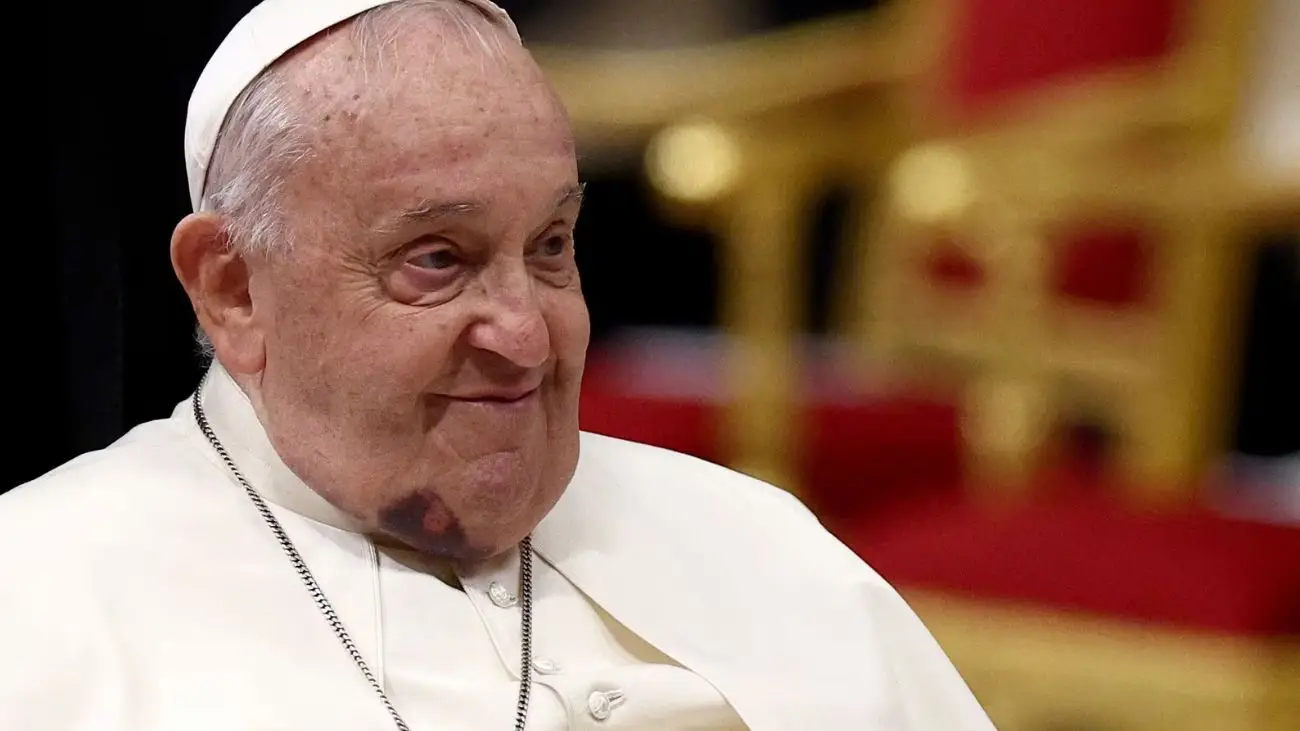 Papa Francisco hospitalizado: mejora gradual en su estado de salud Papa Francisco hospitalizado: mejora gradual en su estado de salud