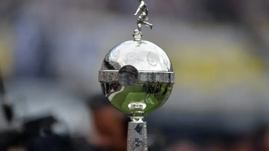 Sorteo Copa Libertadores: Colo Colo y U. de Chile conocen rivales