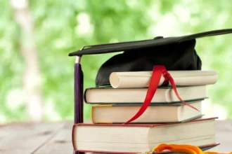 Bono de Graduación de Cuarto Medio 2025: $73.048 para estudiantes chilenos