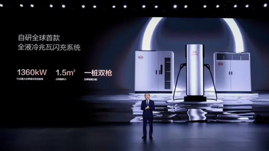 BYD revoluciona el coche eléctrico con Super e-Platform y estaciones de servicio