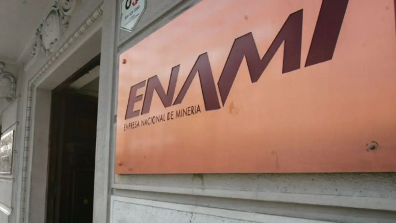 La importancia de Enami en el desarrollo de la pequeña minería La importancia de Enami en el desarrollo de la pequeña minería