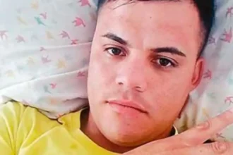 Joven en coma por ataque con químico en Valparaíso: investigación en curso