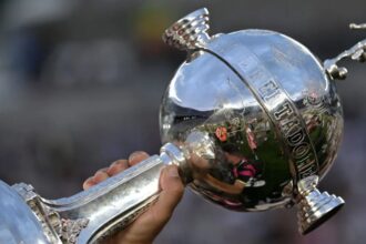 Desafíos para Colo Colo y Universidad de Chile en Copa Libertadores 2025