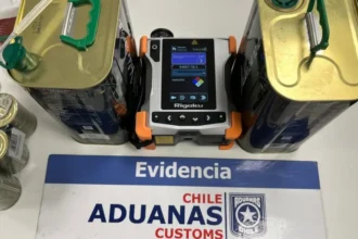 Incautación de éxtasis en aeropuerto de Santiago y detención de español