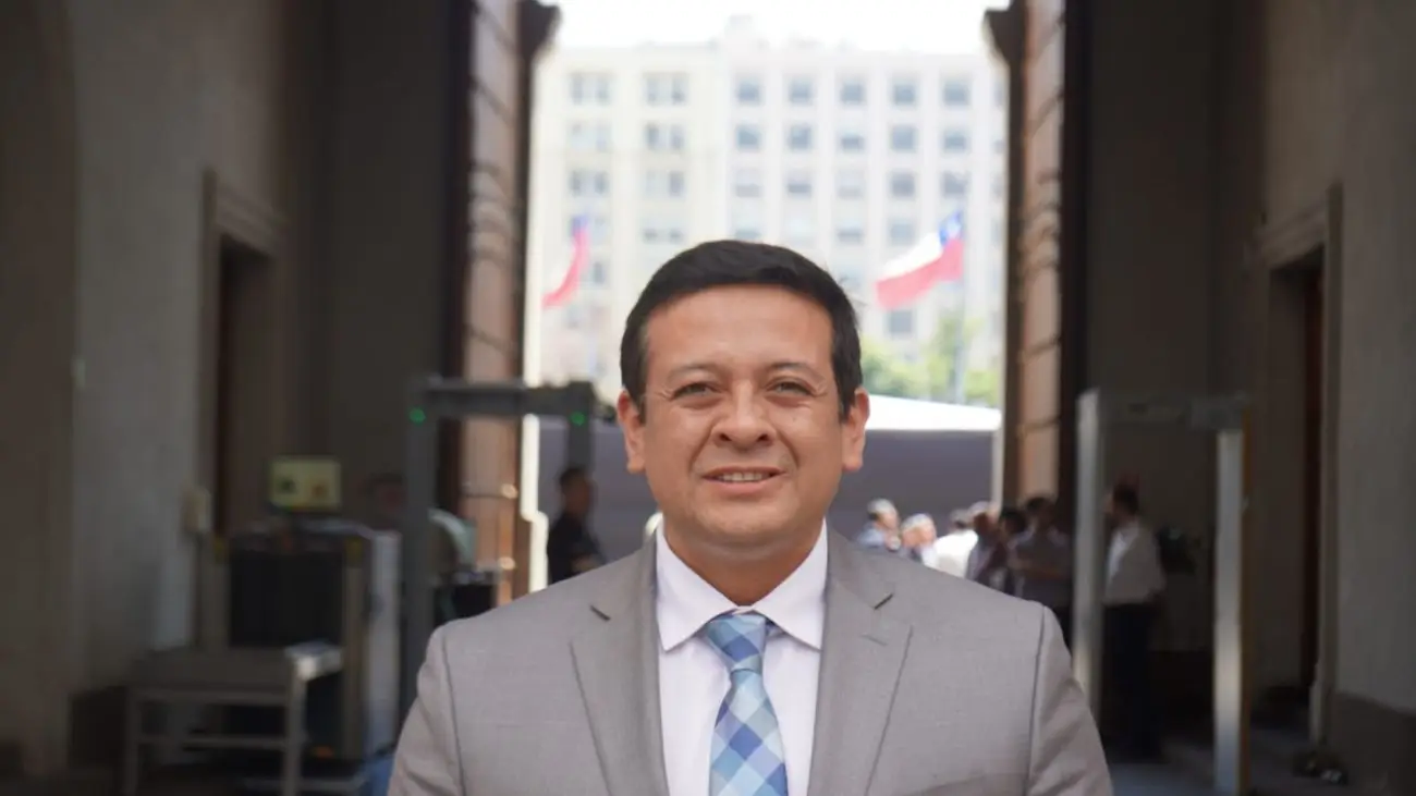 Querella por prevaricación contra alcalde de Calbuco y funcionarios municipales Querella por prevaricación contra alcalde de Calbuco y funcionarios municipales