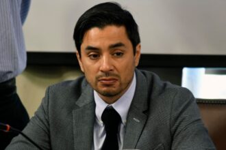 Renuncia sorpresiva de Álvaro Carter a la UDI: se une al Partido Republicano