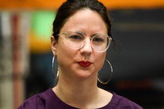 Filtración chats Irací Hassler: posible corrupción y tráfico de influencias