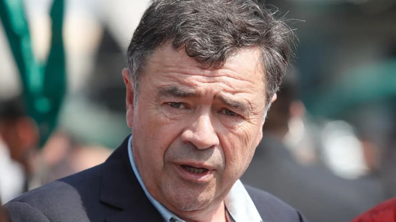 Ministro de Agricultura insta a municipios rurales a "dejar de llorar"