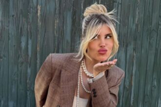 Coté López se somete a cirugía de injerto capilar en Chile