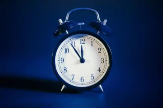 Cambio de hora en Chile: Detalles y zonas afectadas por horario de invierno