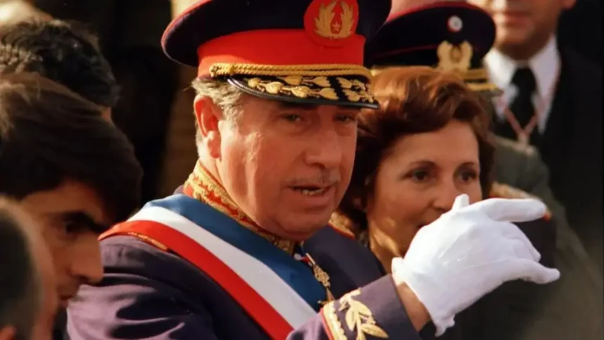 Proyecto de ley en Chile busca erradicar homenajes a Pinochet