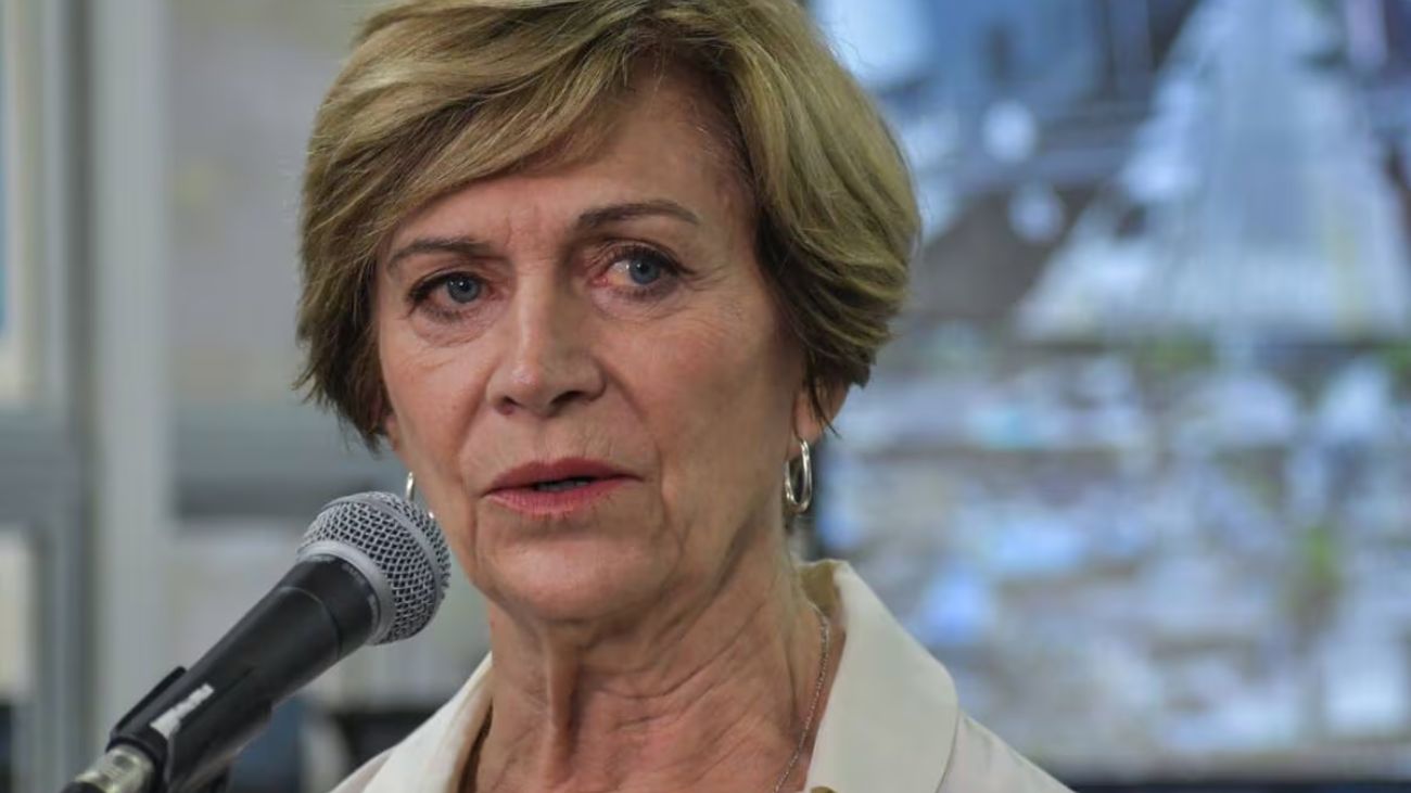 Evelyn Matthei lidera preferencias, pero enfrenta desafíos antes de elecciones en Chile Evelyn Matthei lidera preferencias, pero enfrenta desafíos antes de elecciones en Chile