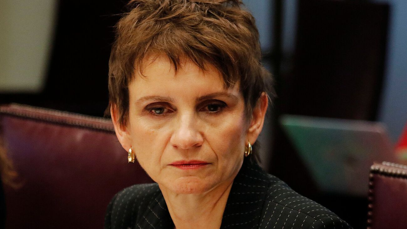 Ministra Tohá indecisa: ¿Se postulará a la presidencia o no?