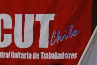 La CUT busca "salario vital" de $725.000 para sueldos mínimos