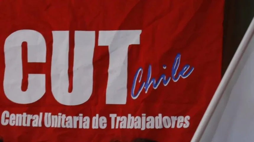 La CUT busca "salario vital" de $725.000 para sueldos mínimos