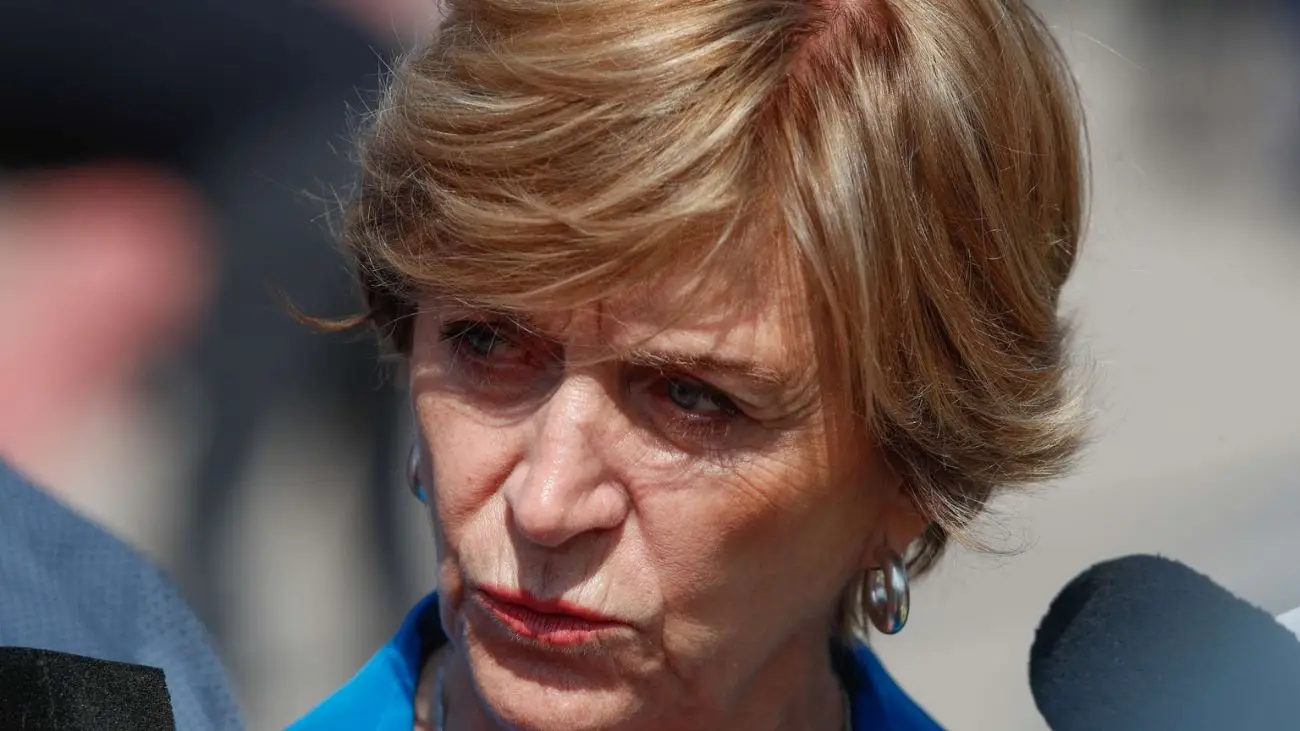 Evelyn Matthei propone endurecer políticas migratorias en Chile: ¿Qué implica? Evelyn Matthei propone endurecer políticas migratorias en Chile: ¿Qué implica?