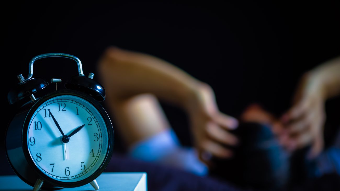 Consejos para enfrentar el cambio de hora y mejorar el sueño