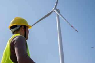 Chile firma acuerdo con China para promover energías limpias