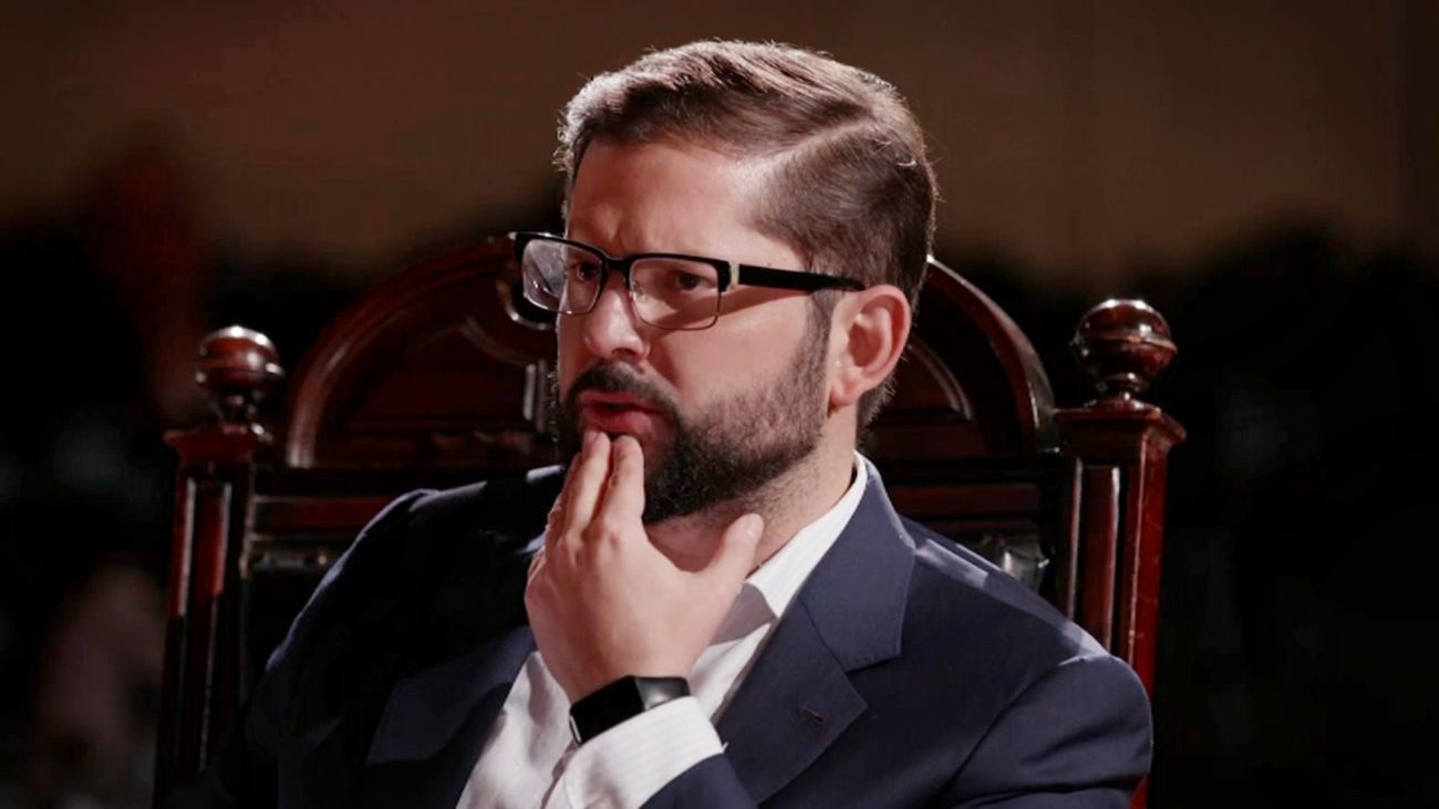 Bancada Republicana exige destitución de ministra por campaña política indebida
