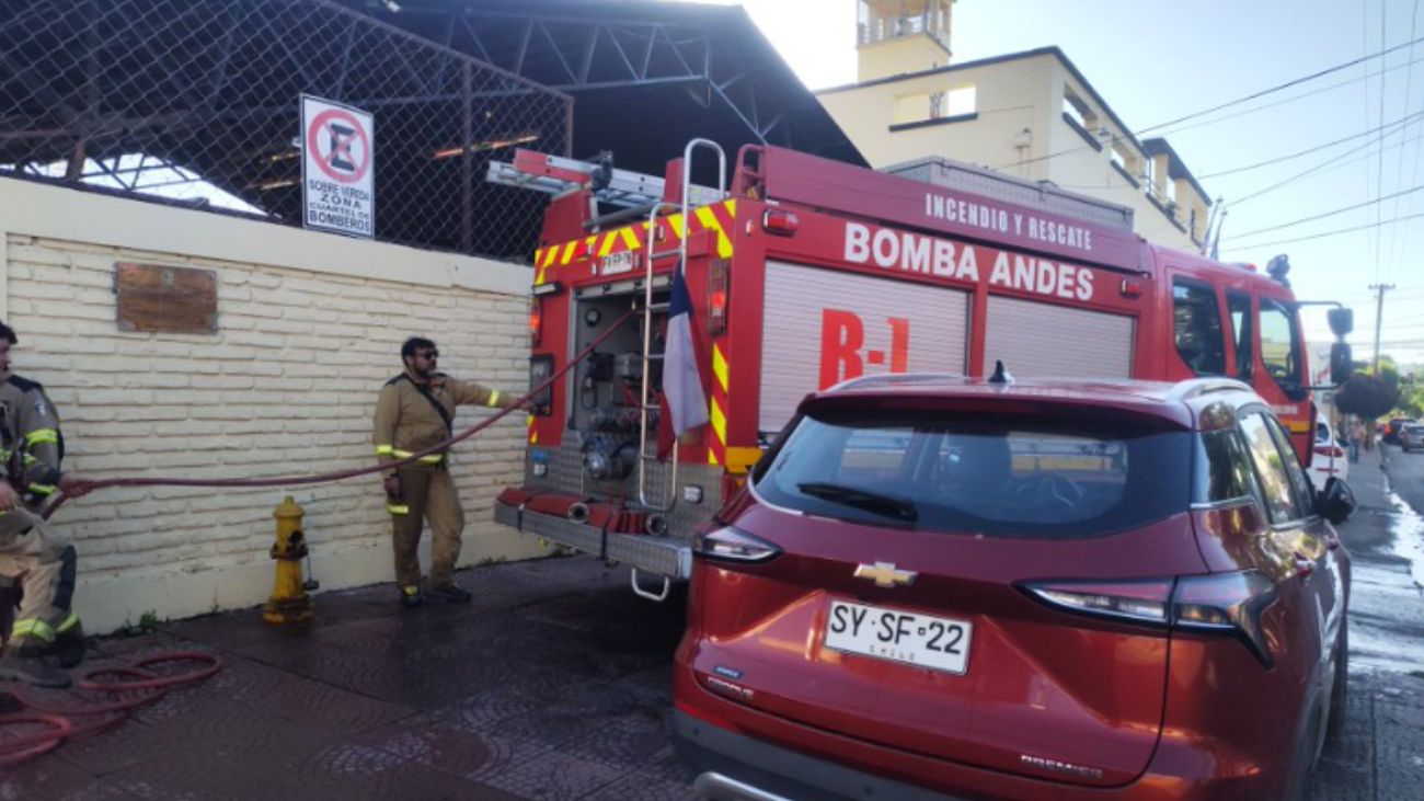 Colegios evacuados en Los Andes por fuga de gas licuado Colegios evacuados en Los Andes por fuga de gas licuado
