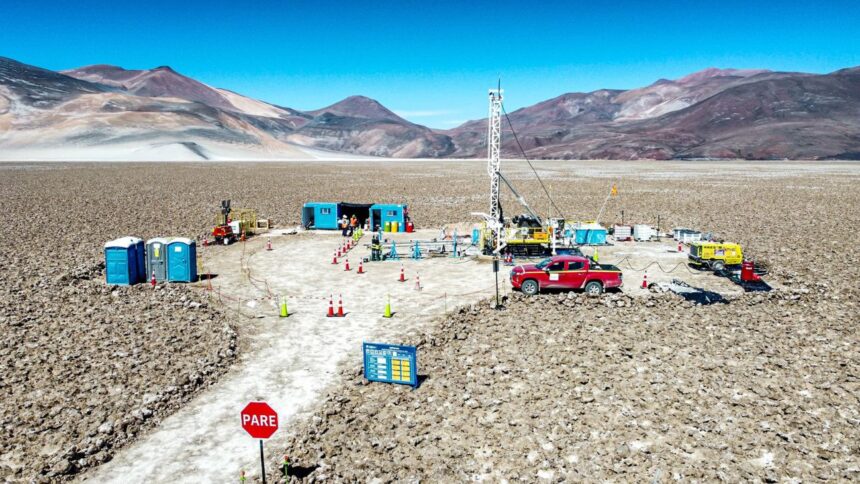 El proyecto Salares Altoandinos revela 3,05 millones de toneladas de litio