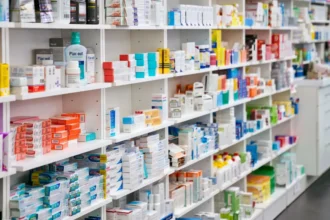 Impacto positivo de la Ley Cenabast en accesibilidad a medicamentos esenciales