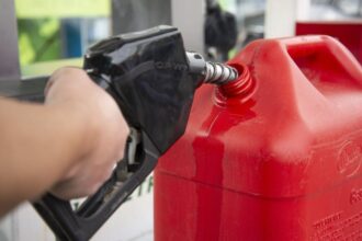 Alza de $30,4 por litro en precio de parafina en Chile