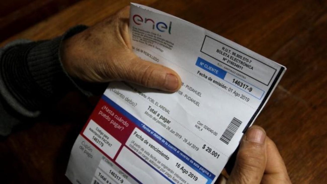 Renegociación de contratos eléctricos en Chile: Llamado al diálogo urgente