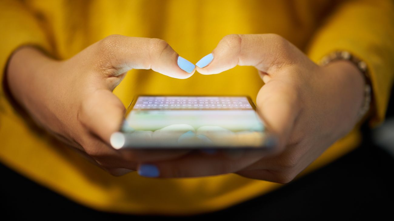 Usach alerta sobre estafas en WhatsApp con descuentos falsos Usach alerta sobre estafas en WhatsApp con descuentos falsos