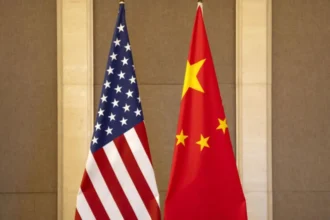 China aumenta aranceles al 125% a productos de Estados Unidos