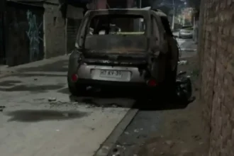 Investigan violento crimen en Puente Alto: hombre asesinado y vehículo quemado