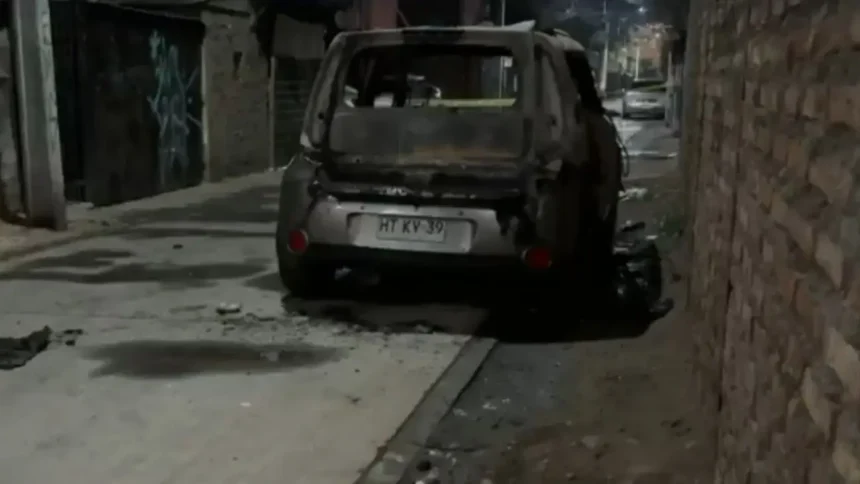 Investigan violento crimen en Puente Alto: hombre asesinado y vehículo quemado