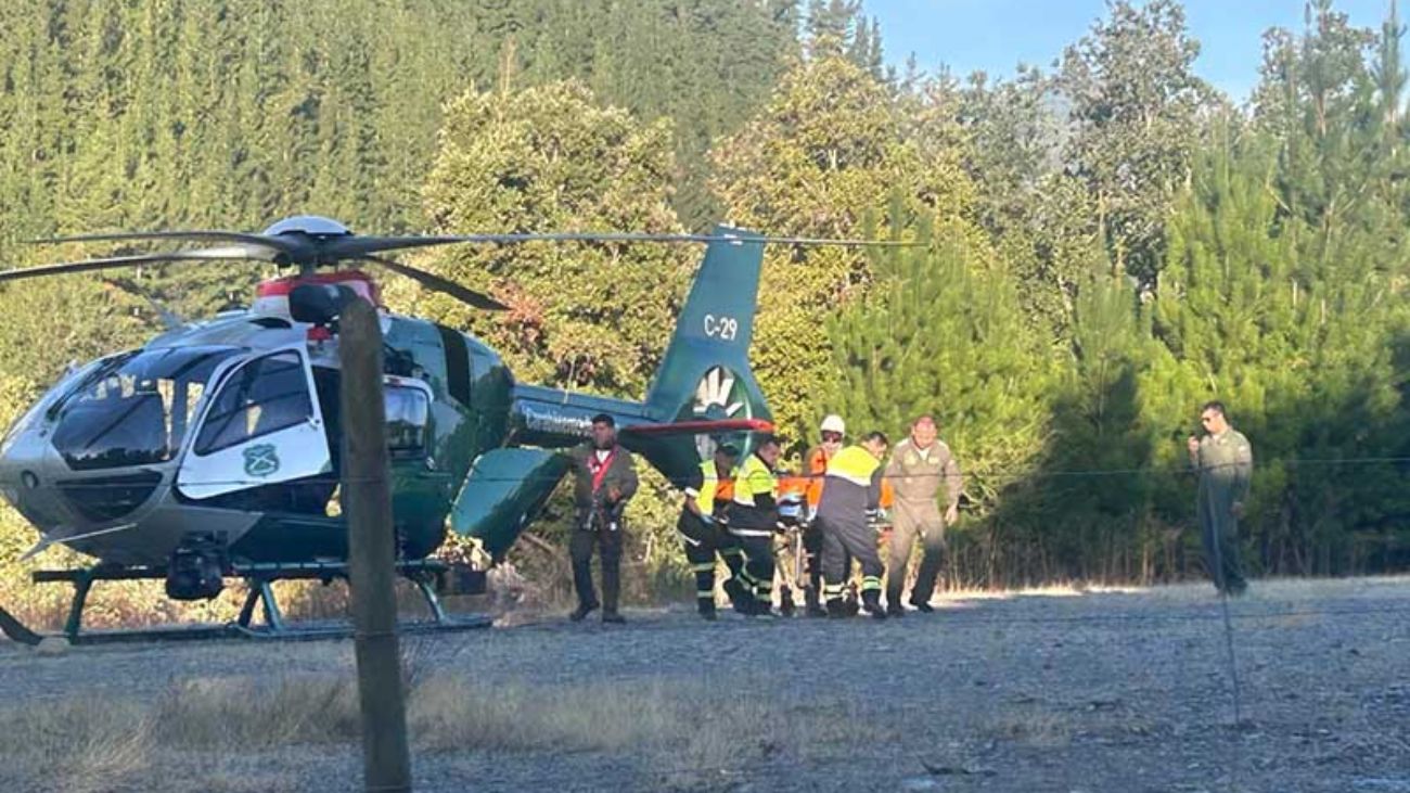 Rescate en Las Ánimas: Hombre cae por quebrada y es evacuado