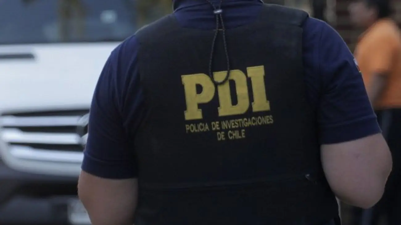 Detective de la PDI frustra robo en Maipú y descubre pruebas importantes Detective de la PDI frustra robo en Maipú y descubre pruebas importantes