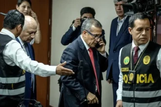 Expresidente Ollanta Humala condenado a 15 años de prisión en Perú