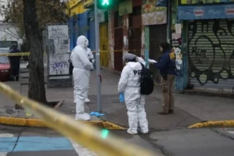 Hallan cuerpo sin vida en Barrio Yungay, Santiago: ¿crimen organizado?