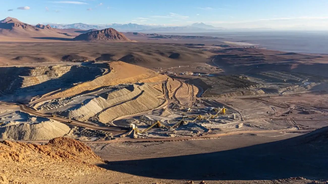 Patagonia Gold y Black River Mine Inc. firman acuerdo de US$40 millones para proyecto minero en Argentina Patagonia Gold y Black River Mine Inc. firman acuerdo de US$40 millones para proyecto minero en Argentina