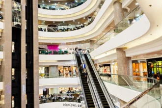 Funcionamiento de malls en Semana Santa 2025 y próximos feriados relevantes